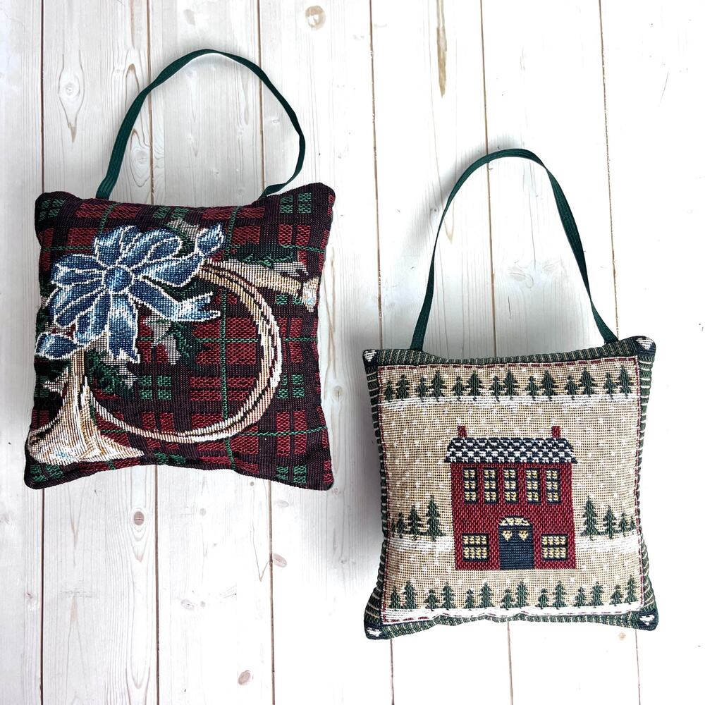 Lot of 2 Mini Holiday Tapestry Hanging Pillows 1980s Country Americana Cottage